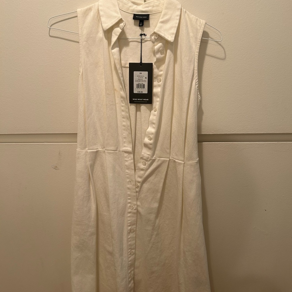 White Sleeveless Button-Down Dress